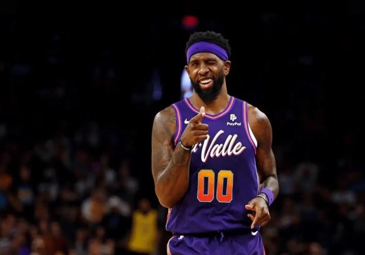 Woj:罗伊斯-奥尼尔预计以4年4400万合同重返太阳