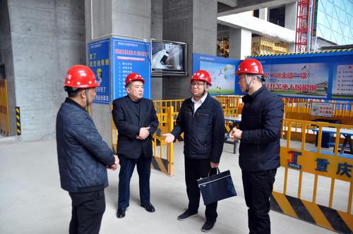 重庆建工集团股份有限公司董事、副总经理闫学军辞职