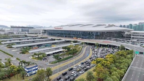 “港车北上”突破100万辆次 月均增速超过33.8%