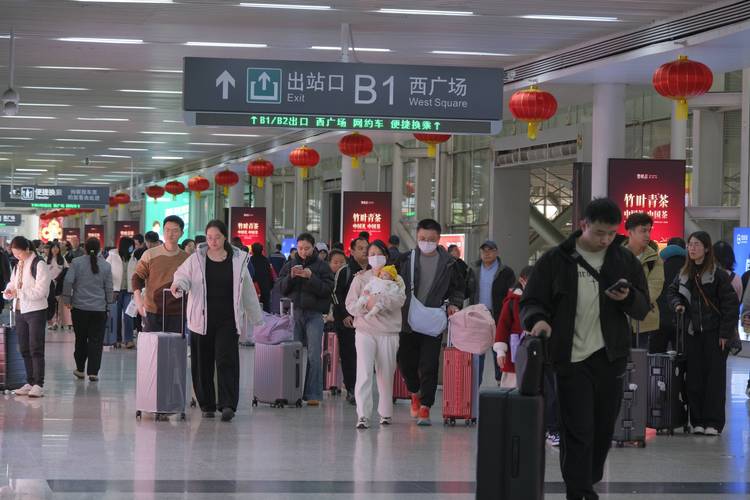 春运30天深圳铁路到发旅客近1700万人次