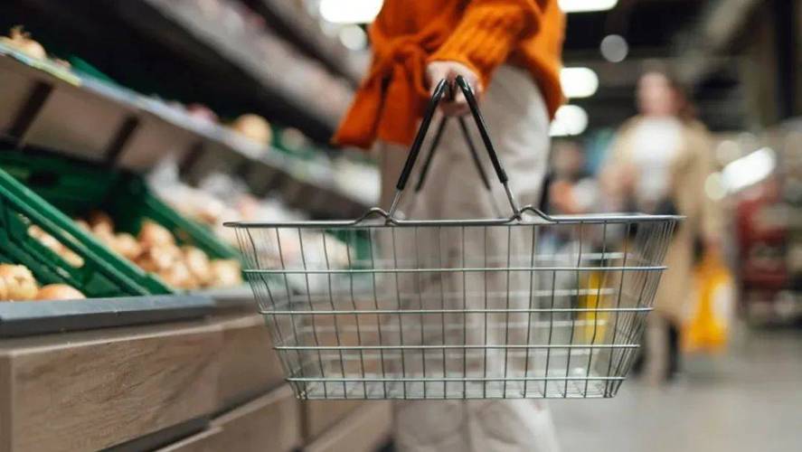 机构称英国9月食品杂货价格通胀小幅上涨