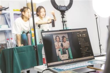 线上线下双渠道 北京9万余户经营主体实现信用修复“免申即享”