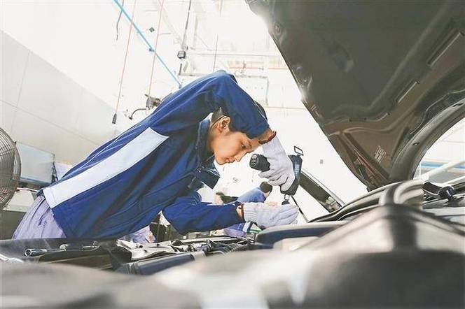 “汽修女孩”古慧晶 凭实力再次出圈!