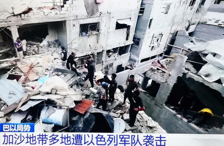 以军袭击加沙中部难民营 已致15人死亡