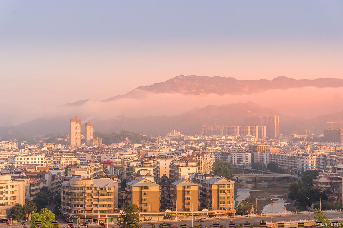广西壮族自治区岑溪市发布大雾黄色预警_2