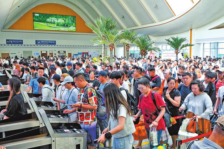 2024年铁路暑运收官 累计发送旅客8.87亿人次创历史新高