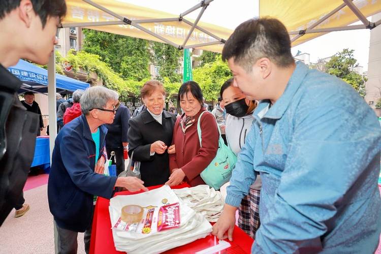 海口市美兰区新埠街道联合市水务部门竭力打通供水“最后一公里”