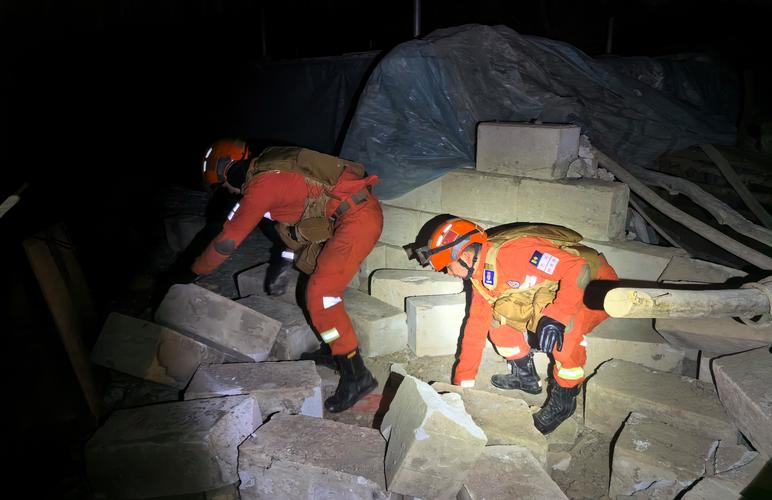 新疆阿克苏地区乌什县发生3.7级地震 震源深度20千米