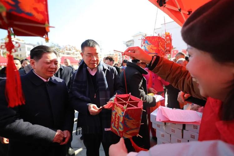 福建宁德推动“三下乡”活动“常下乡、常在乡、常惠乡”