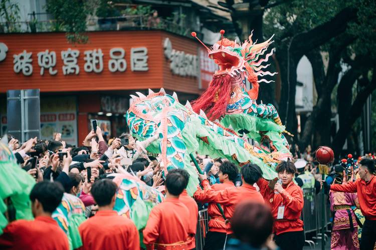 新春走基层|“人龙舞”,传统文化在代代相传中生生不息