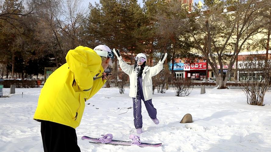(新春走基层)“冰雪热”持续升温 “北上”滑雪成港澳居民休闲新选择