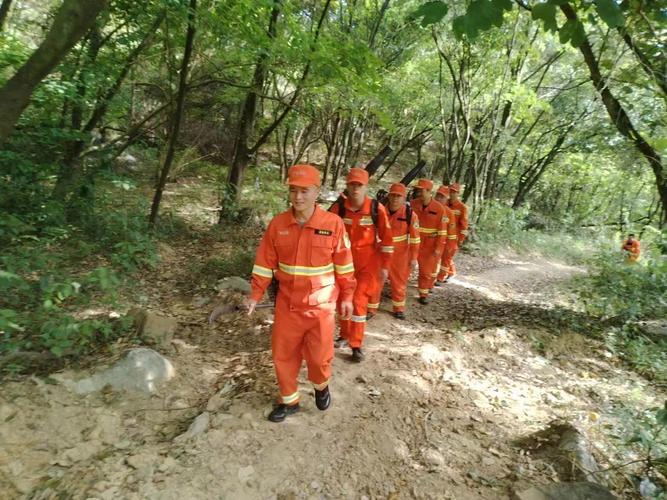昆明市五华区团山社区:巡护不打烊 筑牢“防火墙”