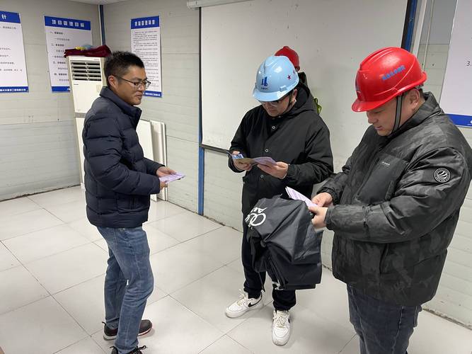 海南:开展“一对一”上门服务 全力以赴加快推进复工复产