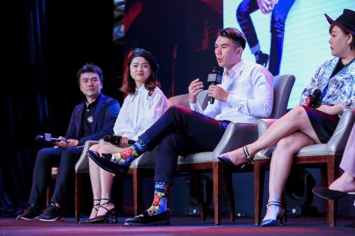 阿里影业·海纳圆桌对谈在三亚举行