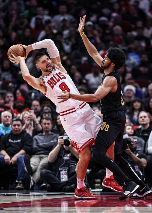 篮球——NBA常规赛:公牛胜黄蜂