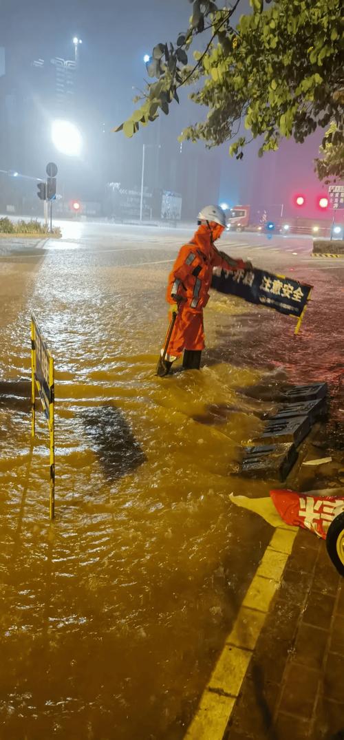 五一假期首日广西多地仍多降雨 玉林北海等局地有大到暴雨伴强对流