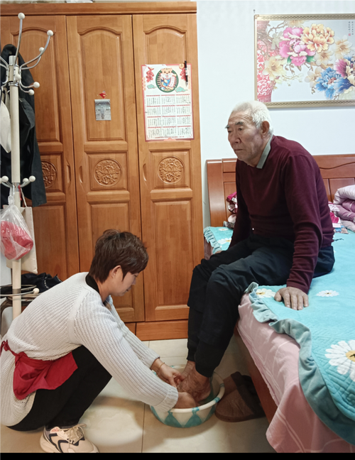 孙继伟:为七位老人撑起一片天