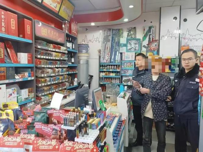 衡阳县一便利店凌晨被盗,民警奔赴外地抓获3名窃贼