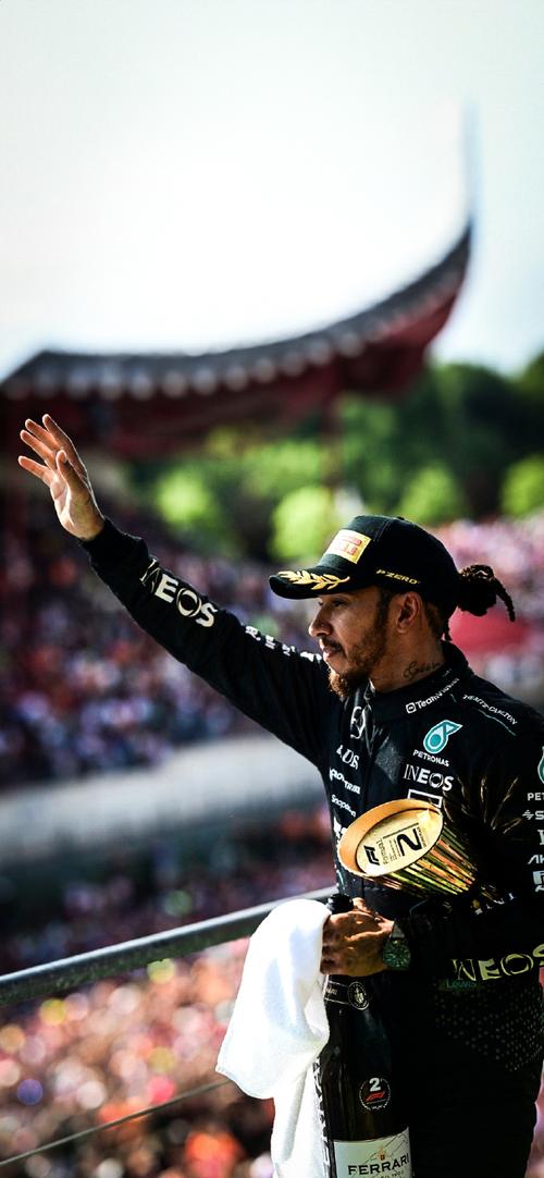 赛车——F1奥地利大奖赛:拉塞尔夺冠